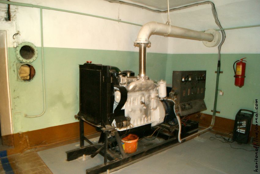 поезд, оружие, экскурсия