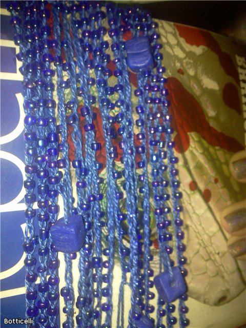 Воздушные бусы из бисера