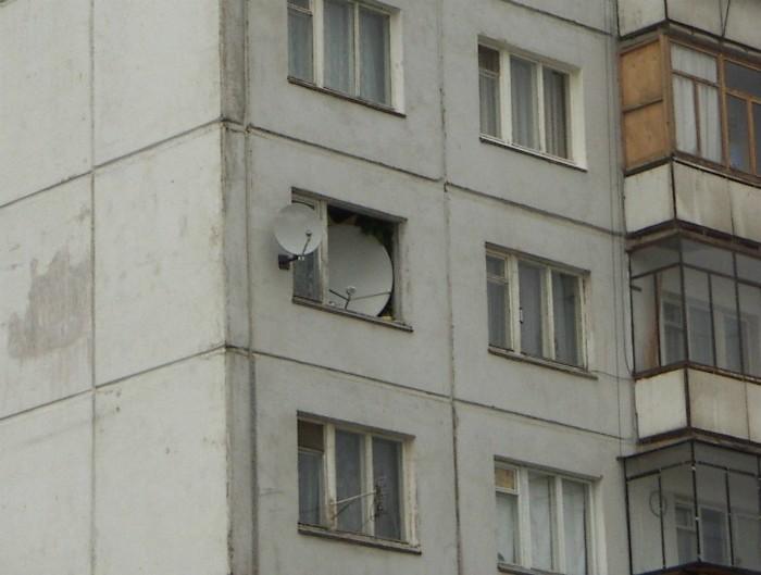 А из нашего окна тётя голая видна! Чего только не увидишь, выглянув в окно утром А из нашего окна тётя голая видна! Чего только не увидишь, выглянув в окно утром