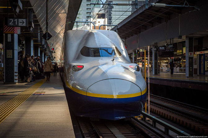 Japanese railway miracle - Shinkansen train