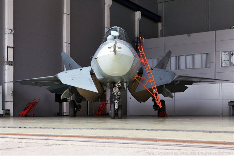 ПАК ФА впервые показали вблизи!