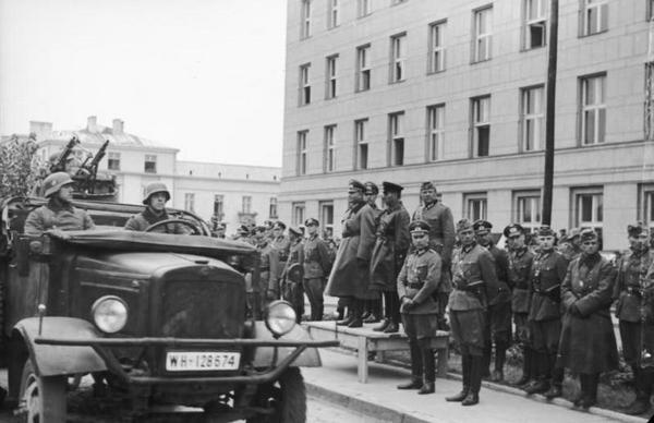 Совместный парад Вермахта и РККА в Бресте, 22 сентября 1939 года