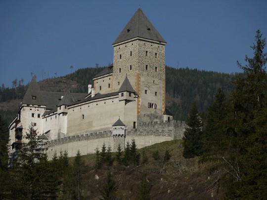 Замок Моосхам, Австрия история, мистика