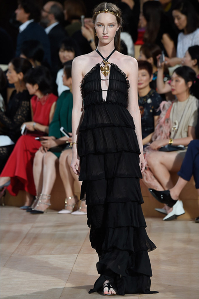 Мистический Рим в коллекции Valentino осень 2015 Couture Мистический Рим в коллекции Valentino осень 2015 Couture