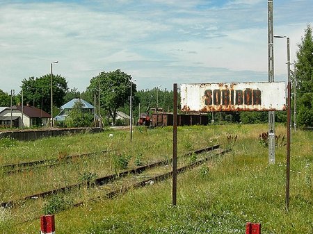 Узник Собибора рассказал, как эсэсовцы убивали людей двигателем от танка ? Узник Собибора рассказал, как эсэсовцы убивали людей двигателем от танка ?
