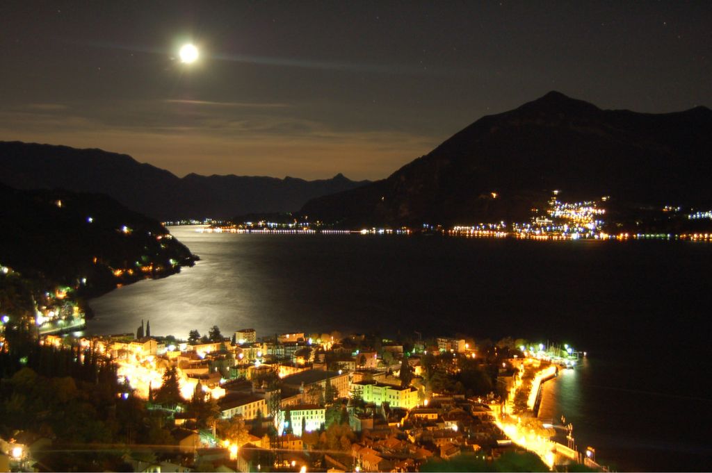 NewPix. ru - Озеро Комо - главная достопримечательность севера Италии