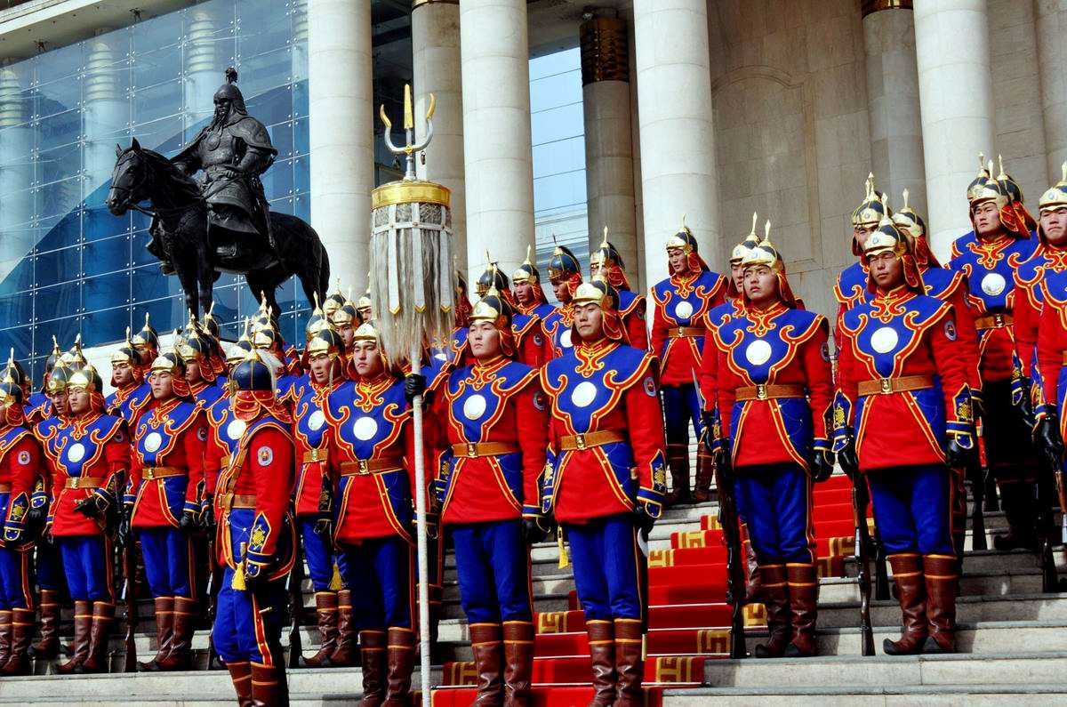 Наследники Чингиз-хана: монгольская президентская гвардия (9)