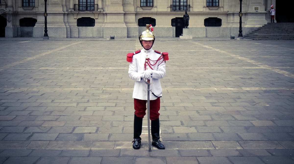 Драгуны с конскими хвостами: Президентская гвардия Перу (24)