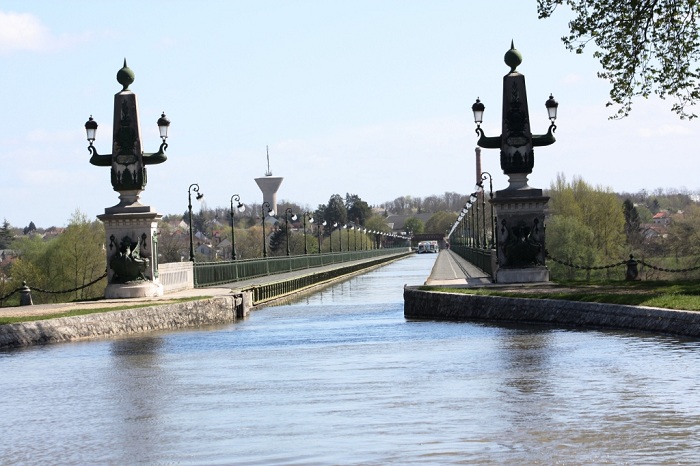 Briare Aqueduct, Франция.