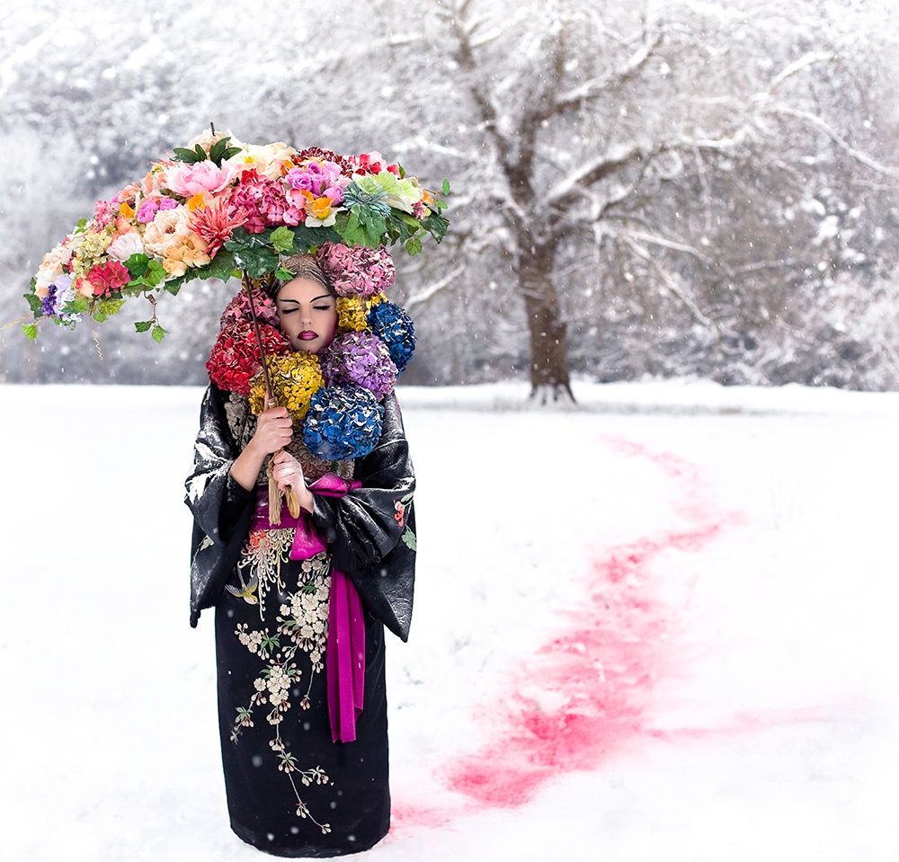      (Kirsty Mitchell)