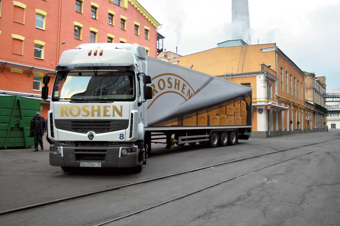 ROSHEN первым прорвал блокаду Крыма