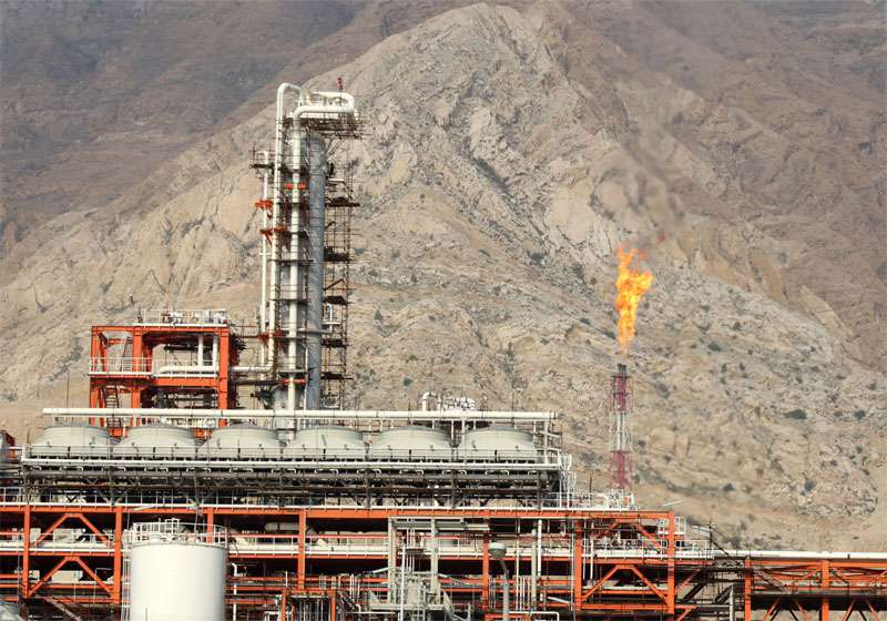 Нефть не за доллары. Крепки ли иранские "фаберже"? Нефть не за доллары. Крепки ли иранские "фаберже"?