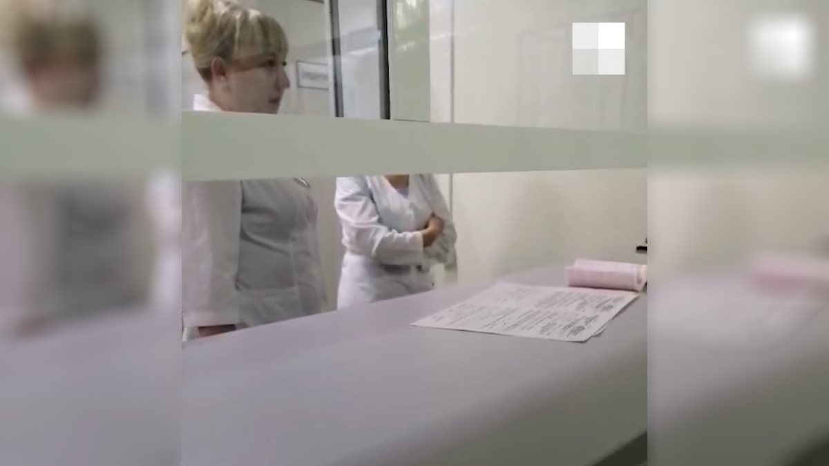 Блондинка медсестра устроила в больнице с доктором настоящие потрахушки