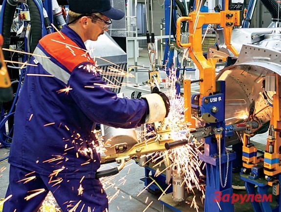 Завод «Дженерал моторс» в Санкт-Петербурге рассчитан на производство 100 тыс. машин в год по полному циклу – со сваркой, окраской и сборкой.
