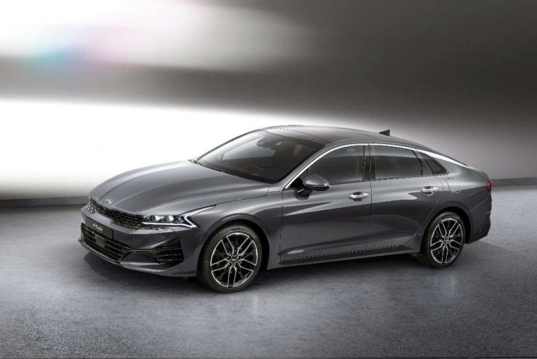 Бизнес-седан Kia K5 сертифицирован в России Бизнес-седан Kia K5 сертифицирован в России