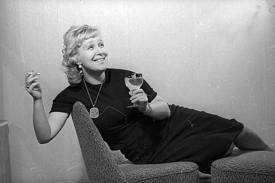 Как выглядели советские женщины 1950-х годов (ФОТО)