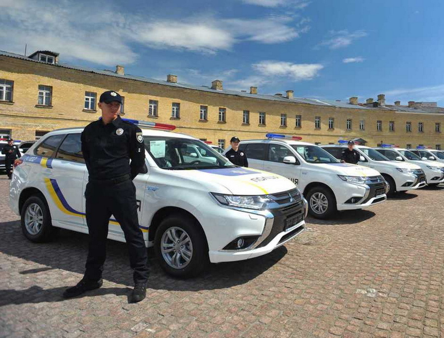 Полиции Украины выдали очень дорогую замену «уазикам» Полиции Украины выдали очень дорогую замену «уазикам»