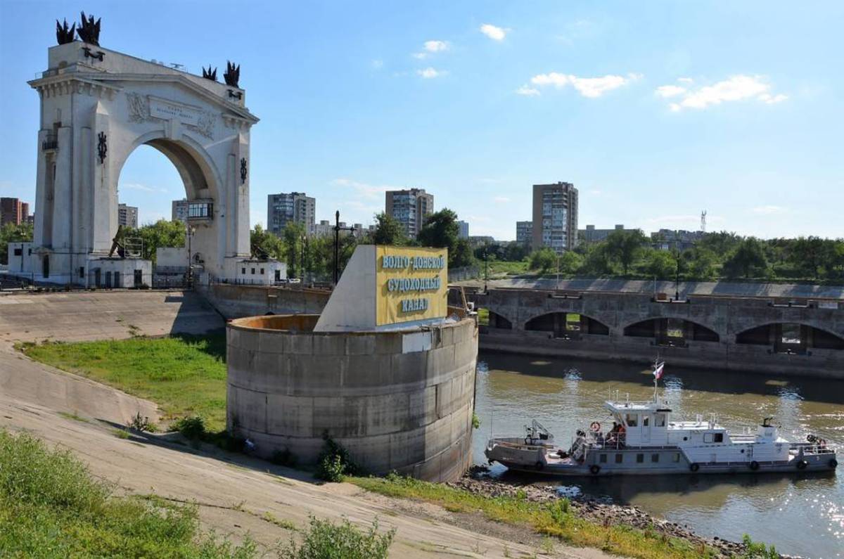 Российский суэцкий канал и самая большая в мире статуя Ленина
