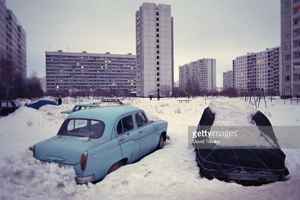Поколение, выросшее за гаражами. Поколение, выросшее за гаражами.