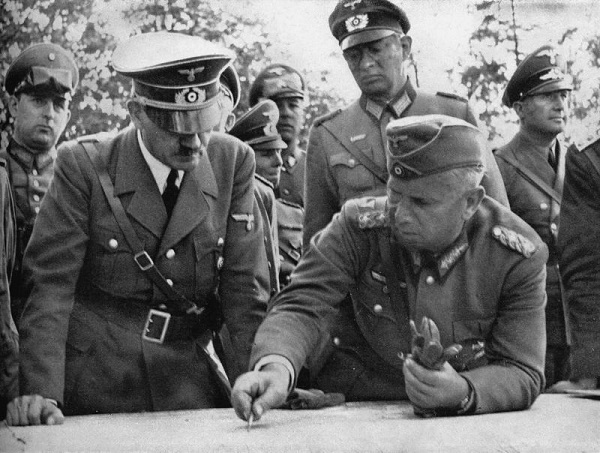 Как Гитлер хотел переименовать Ленинград после его захвата