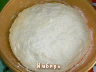 Булочки-гусенички с сосисками Булочки-гусенички с сосисками