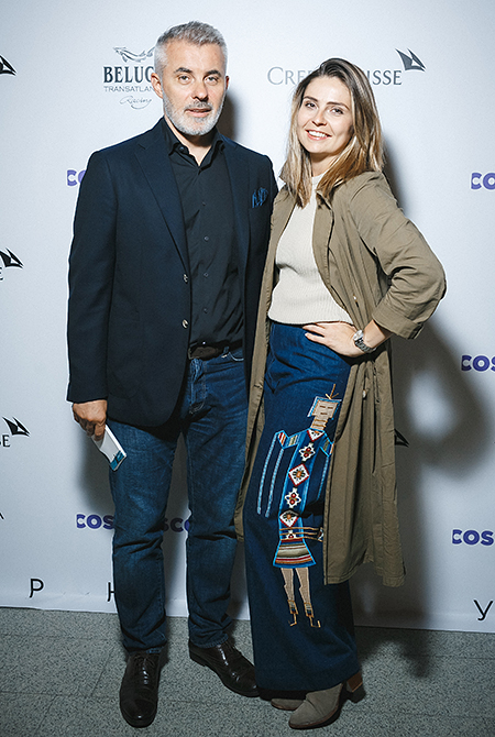 Малахов, Ургант, Колокольников, Децл и другие гости ярмарки Cosmoscow