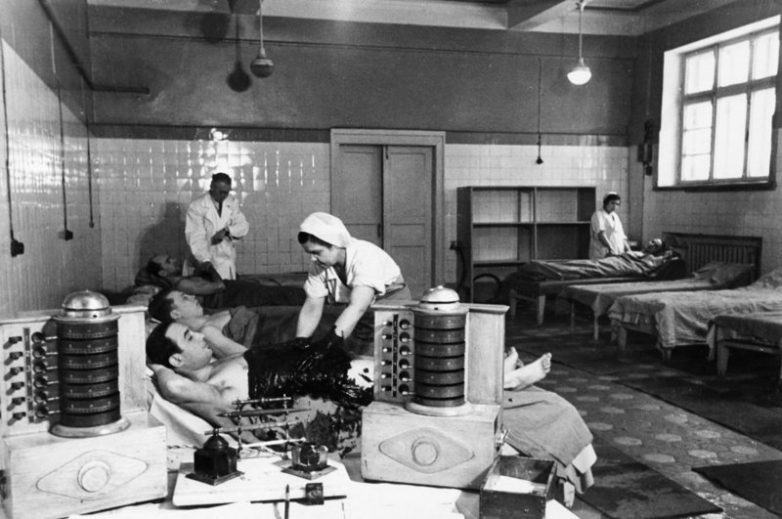 Как выглядели советские «спа-курорты» 1950-х? Как выглядели советские «спа-курорты» 1950-х?