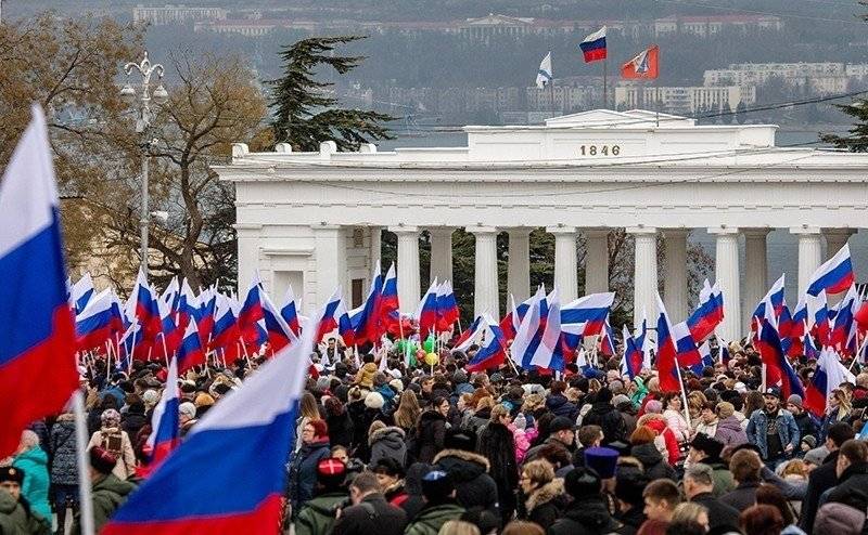 Европа признает правильность решения воссоединения Крыма с Россией Европа признает правильность решения воссоединения Крыма с Россией