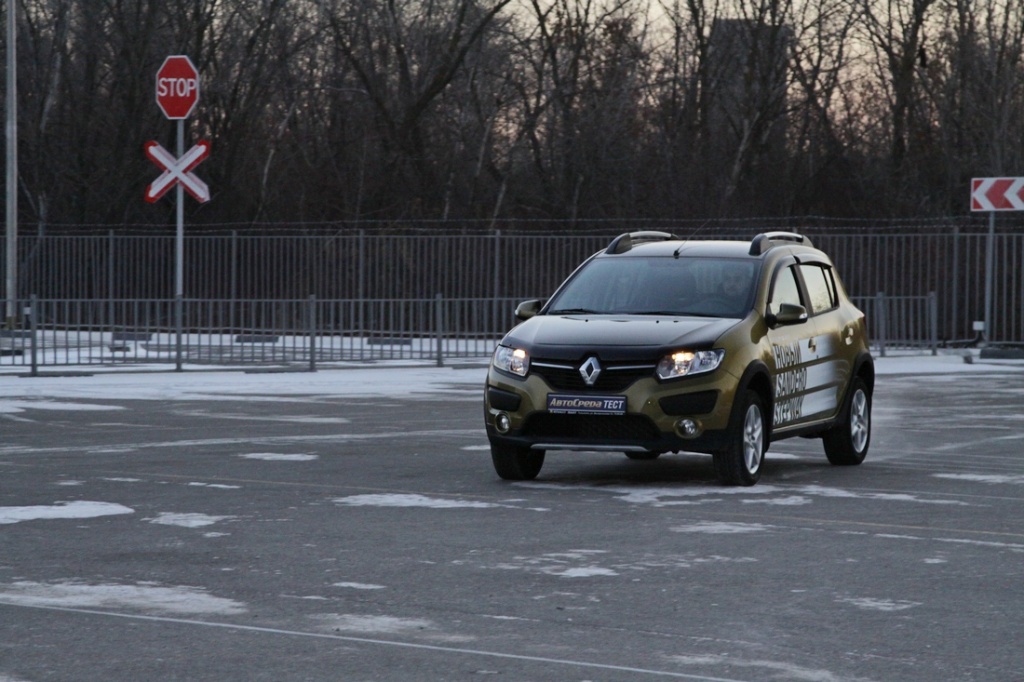 sandero_stepway(13).JPG sandero_stepway(13).JPG