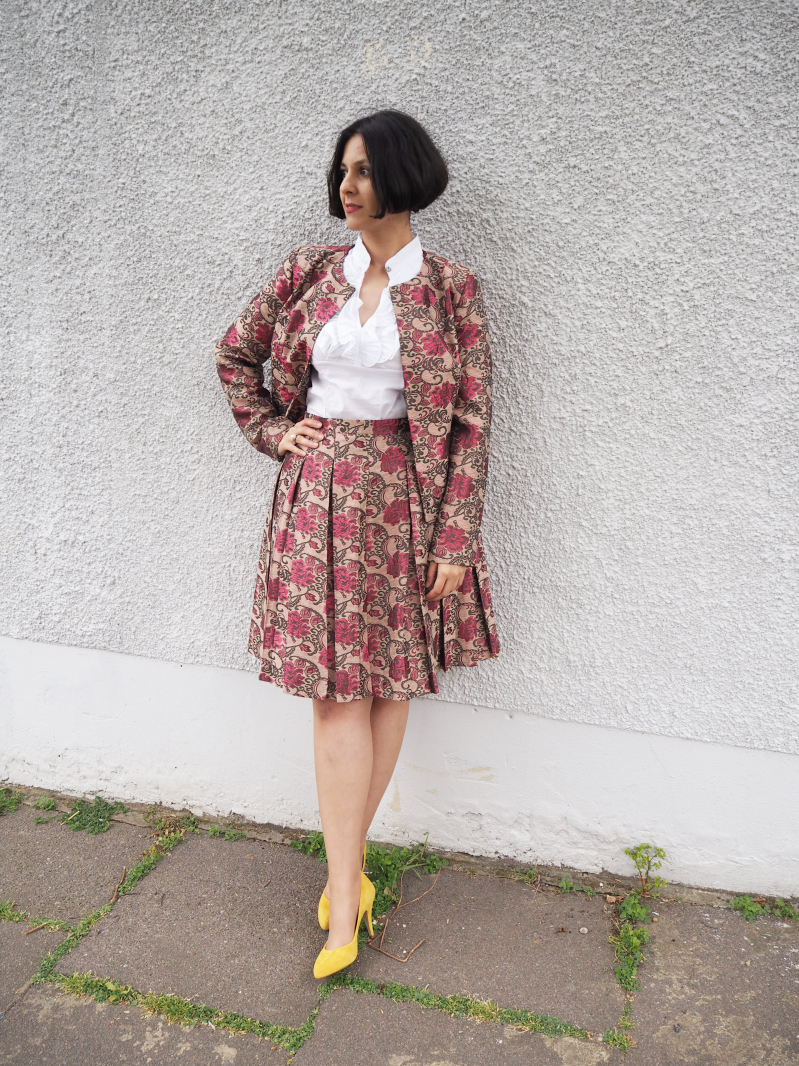 Joe Browns Matching Blazer and Full Skirt Joe Browns Matching Blazer and Full Skirt