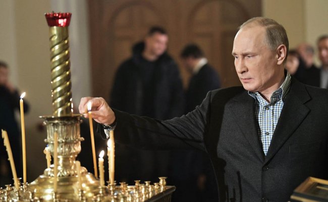Владимир Путин поздравил православных христиан с Рождеством Владимир Путин поздравил православных христиан с Рождеством