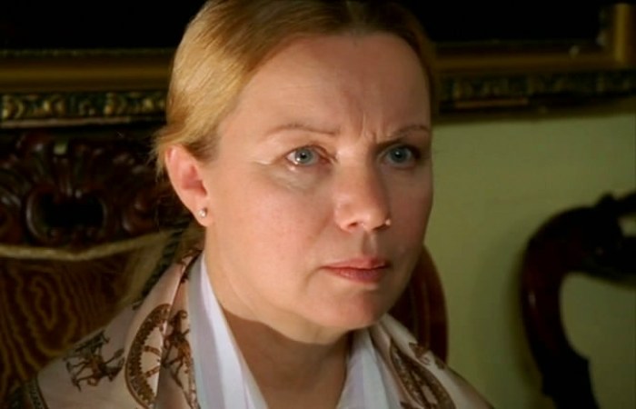 Валентина Теличкина в сериале *Бригада*, 2002 | Фото: kino-teatr.ru Валентина Теличкина в сериале *Бригада*, 2002 | Фото: kino-teatr.ru