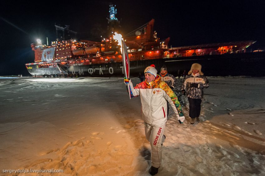 Олимпиада, огонь, факел, Северный Полюс