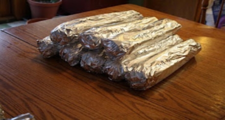 Wrap-celery-broccoli-and-lettuce-in-tin-foil-before-storing-in-the-fridge.jpg