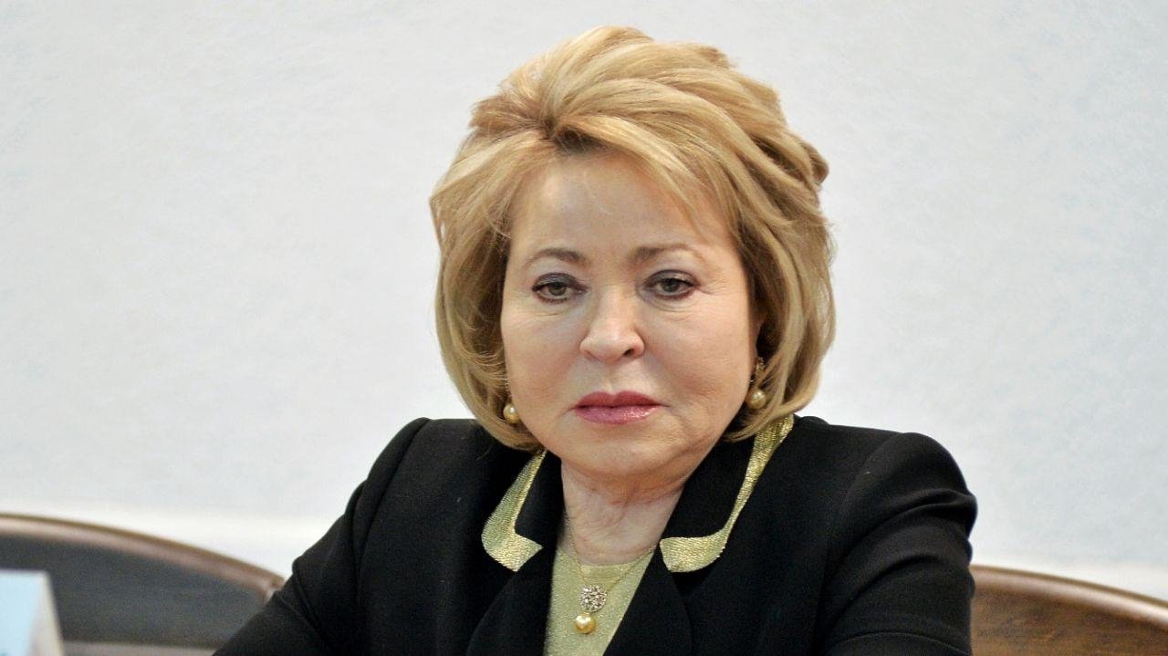 Валентина Матвиенко предложила заключать госконтракты с выпускниками медвузов