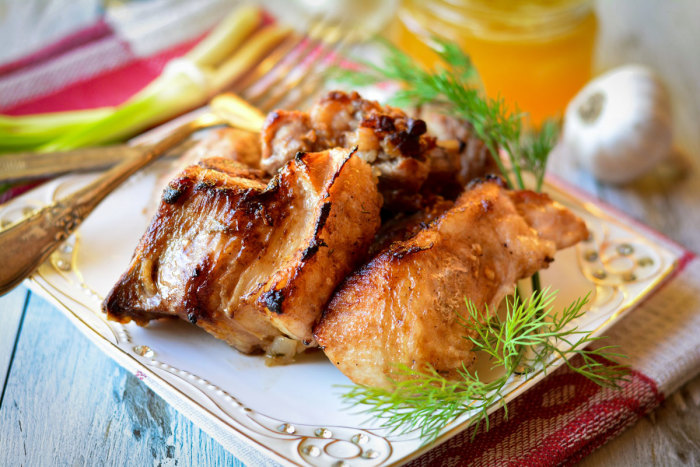 Вкусно, сладко и желанно. \ Фото: vsevkulinary.ru. 7 главных блюд, которые должны быть на новогоднем столе 2020
