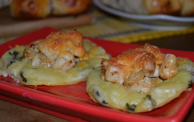 Картофельные ватрушки с курицей