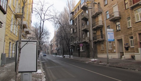 В центре украинской столицы восстанавливается движение транспорта