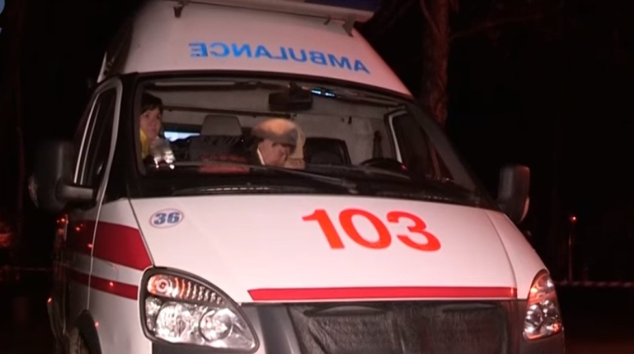 Сержант ВСУ кинул гранату в жителей села на Украине, девять человек ранены