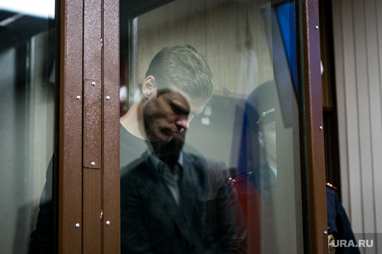 Футболист Кокорин назвал народ стадом баранов, и это сойдет ему с рук Футболист Кокорин назвал народ стадом баранов, и это сойдет ему с рук