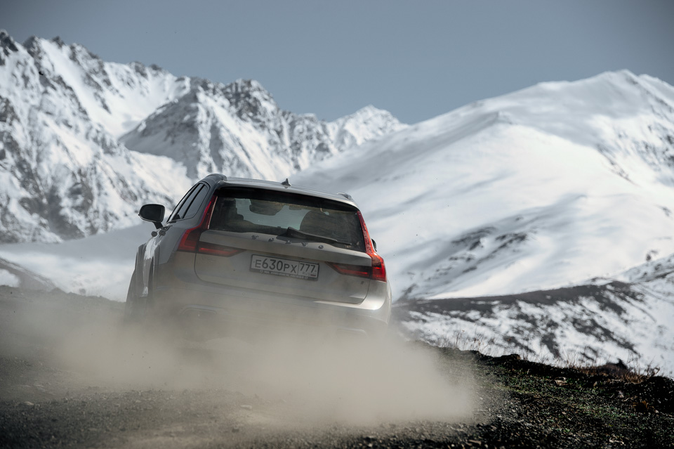 Тестируем новый Volvo V90 Cross Country в горах южной России. Фото 3