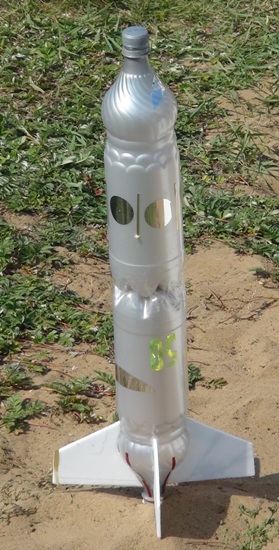 raketa iz plastikovoj butylki