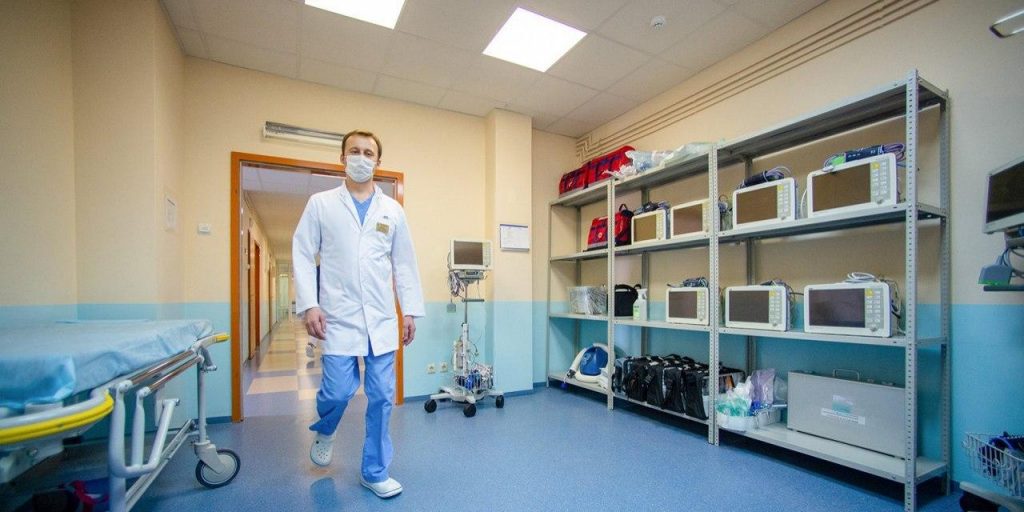 Собянин поздравил медиков с Международным днем медицинской сестры