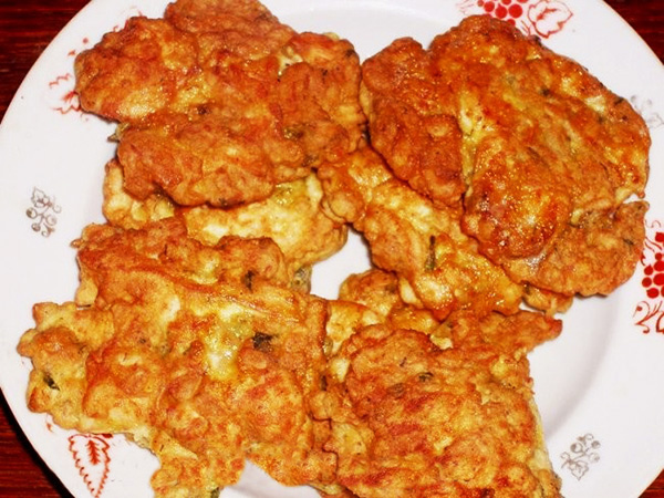 Куриные оладушки с овсяными хлопьями на кефире Куриные оладушки с овсяными хлопьями на кефире