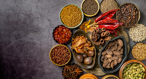 Издание Nutrients озвучило три самых полезных специи