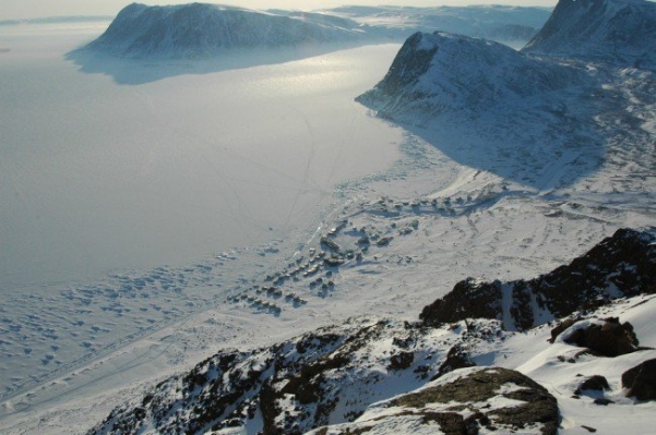 wintertowns08-650x431_601x399