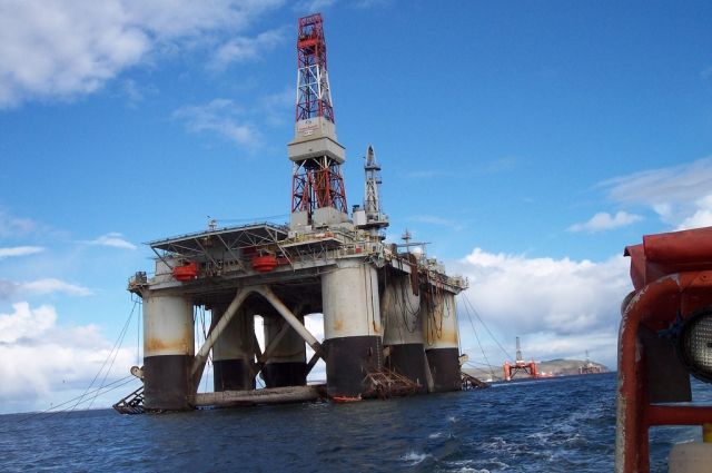 Участники ОПЕК согласовали увеличение добычи нефти