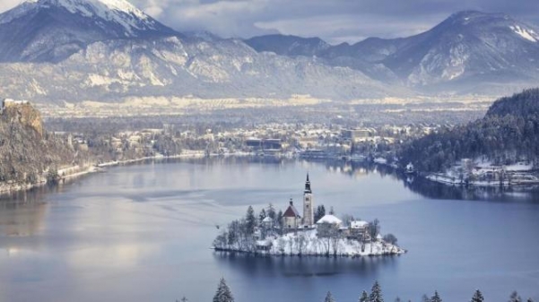 wintertowns07-650x365_601x337