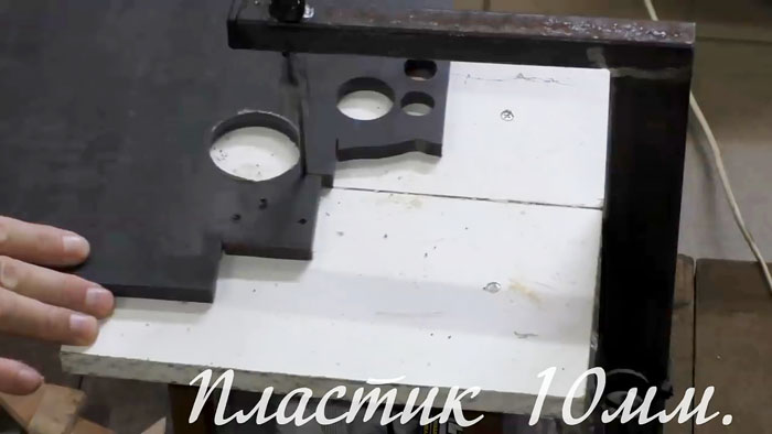 Лобзиковый станок из компрессора от холодильника