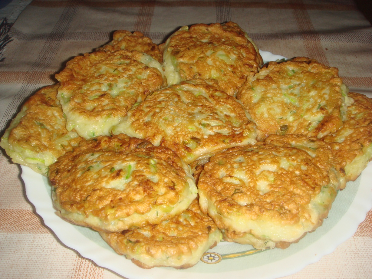 Оладушки из кабачков рецепт на сковороде пышные с фото пошагово